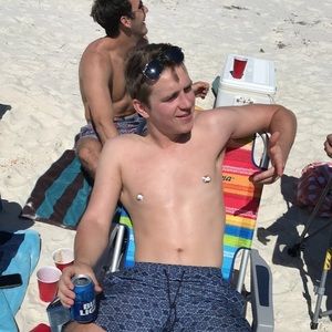 Meet your Posher, Beau